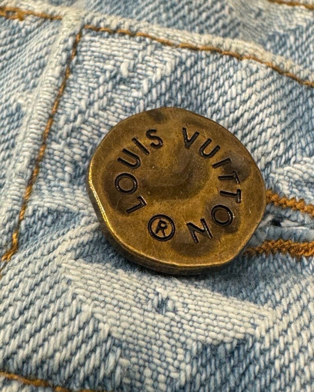 Джинсы Louis Vuitton