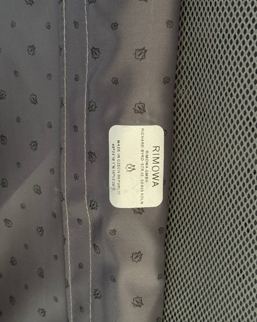 Чемодан Rimowa