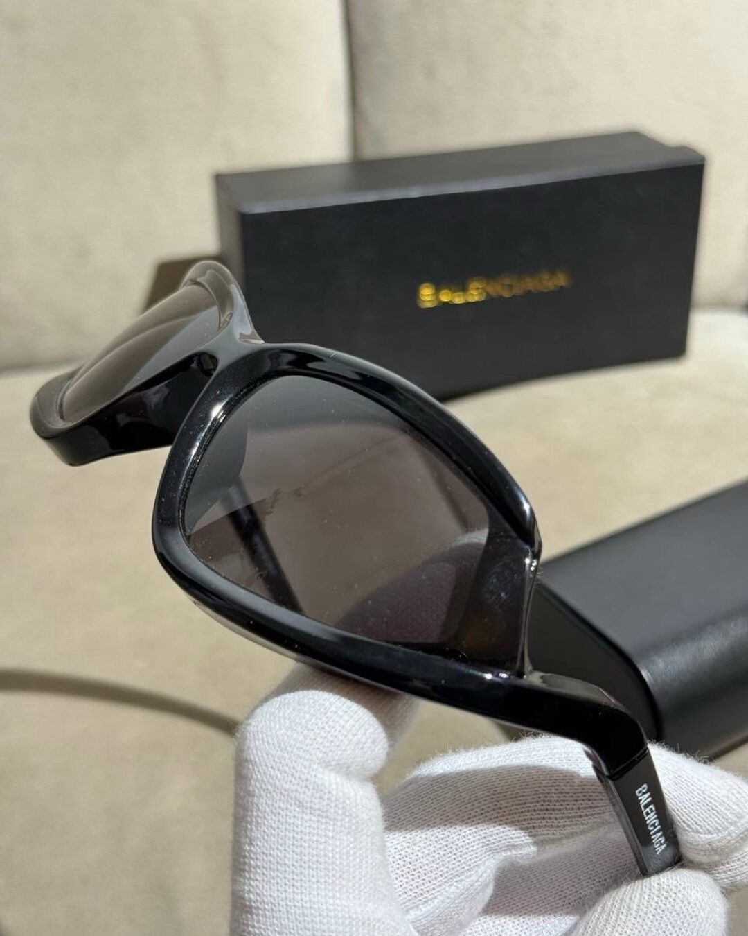 Очки Balenciaga