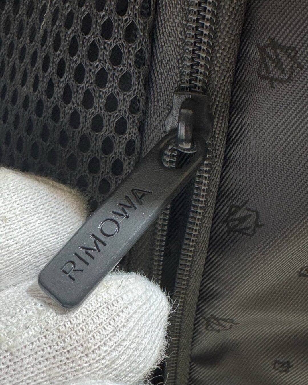 Чемодан Rimowa