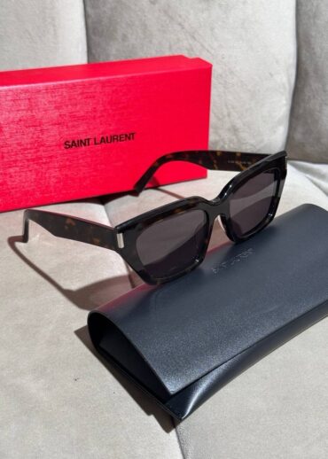 Очки Saint Laurent