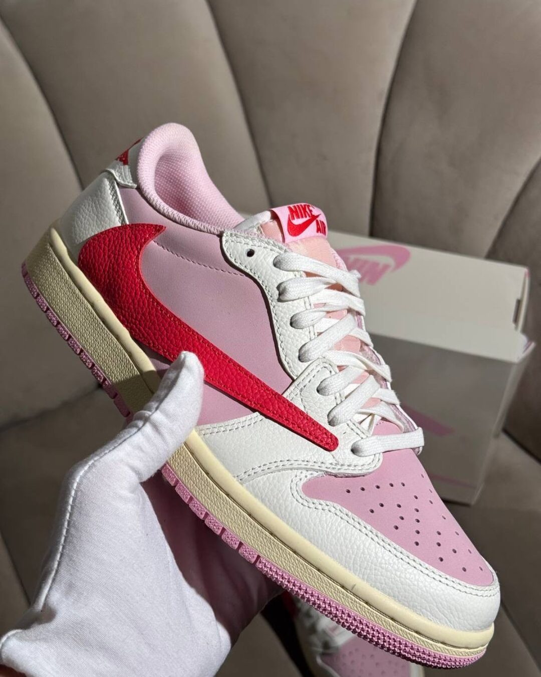 Кеды Travis Scott X Air Jordan 1 OG Sai