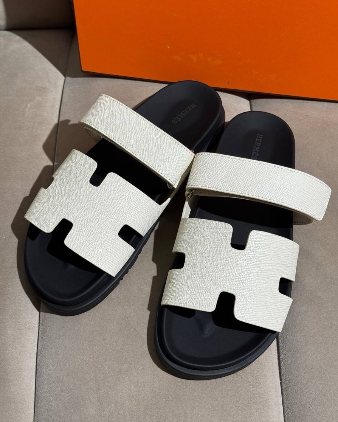 Тапки Hermes