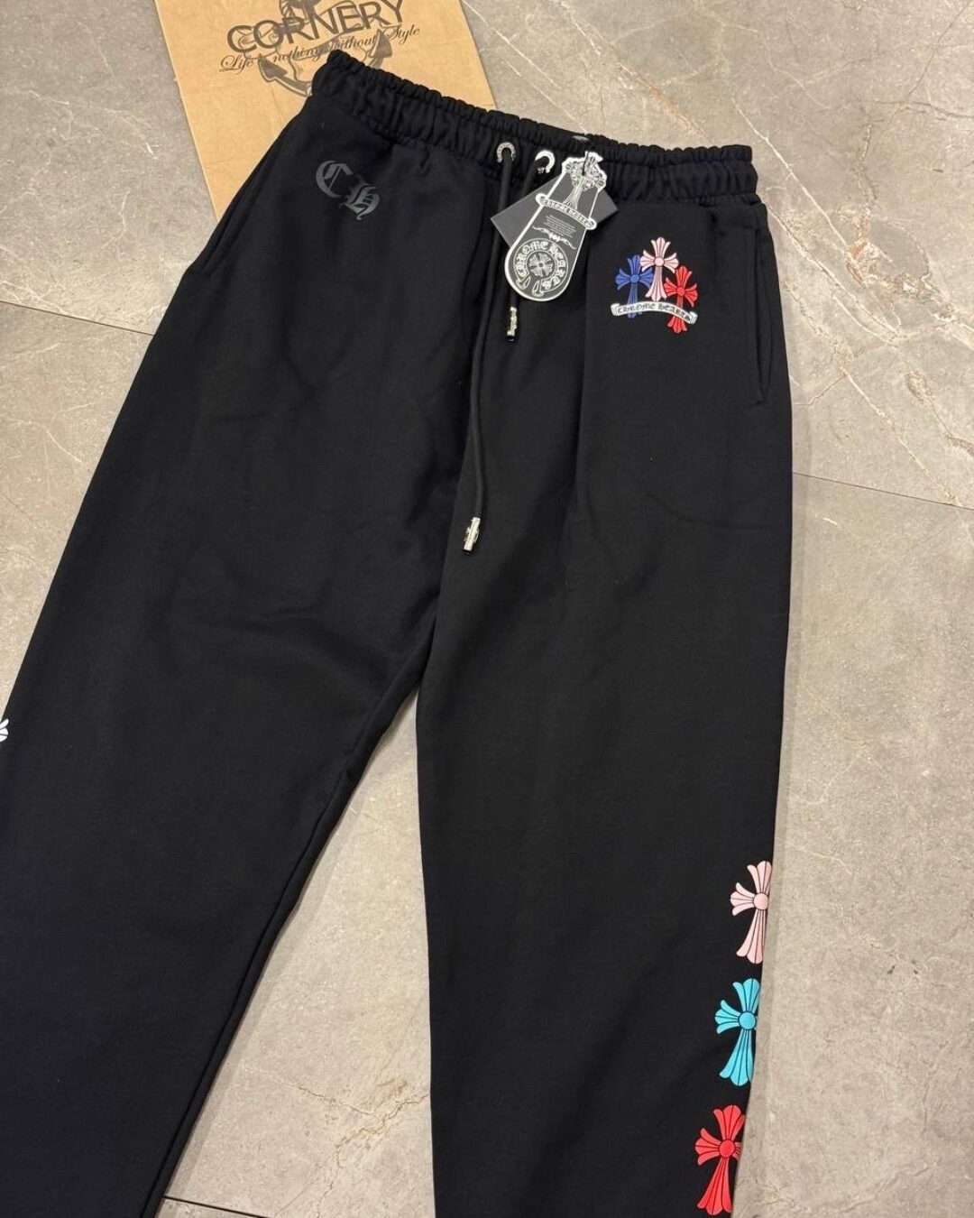 Спортивные штаны Chrome Hearts