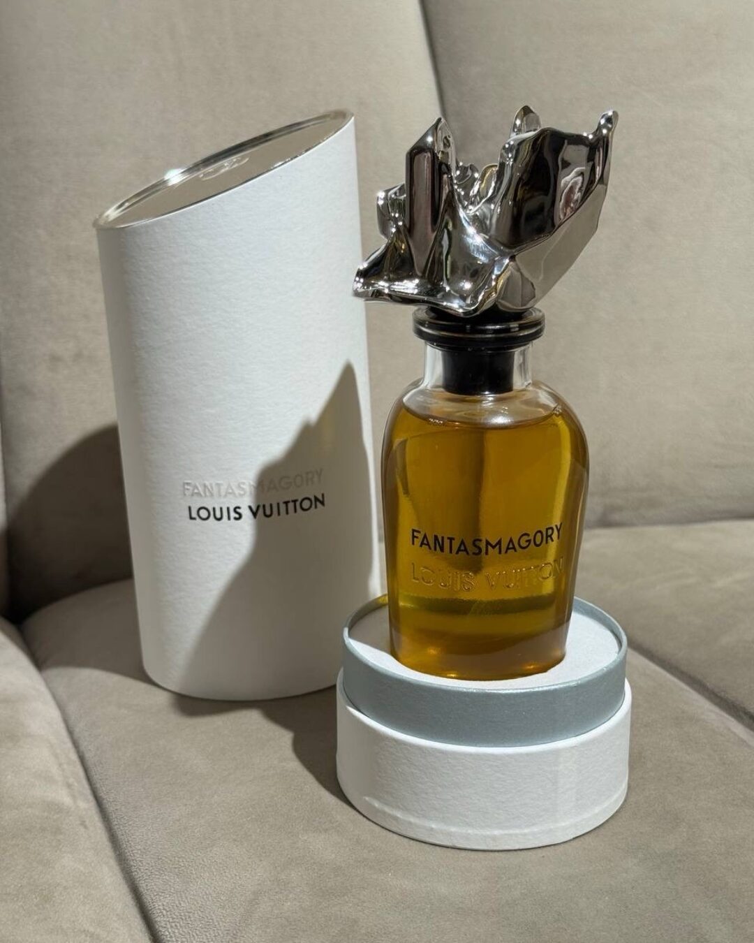 Парфюм Louis Vuitton Fantasmagory