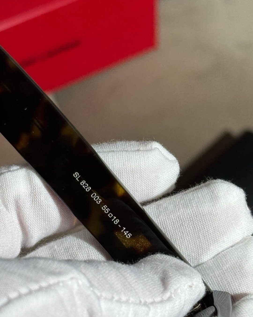 Очки Saint Laurent