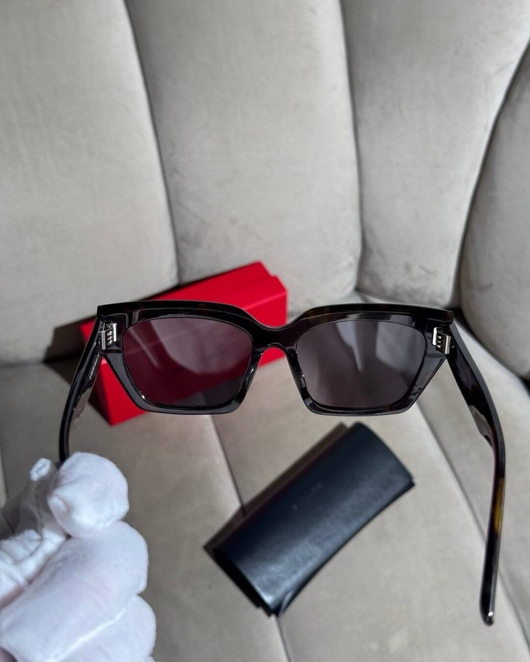 Очки Saint Laurent