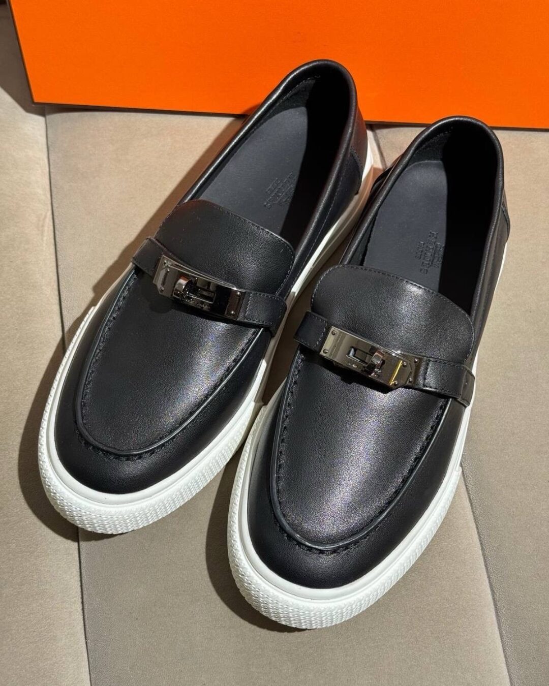Лоферы Hermes