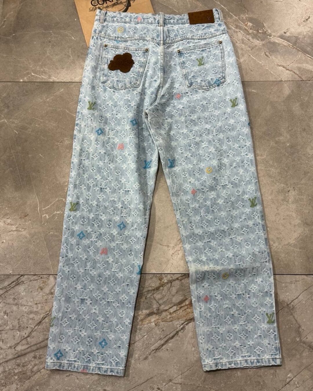 Джинсы Louis Vuitton