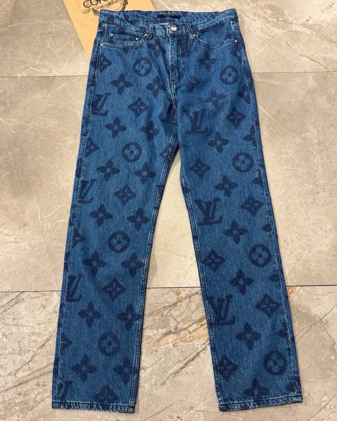 Джинсы Louis Vuitton
