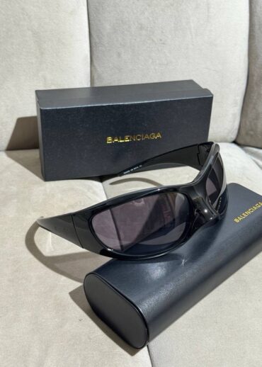 Очки Balenciaga