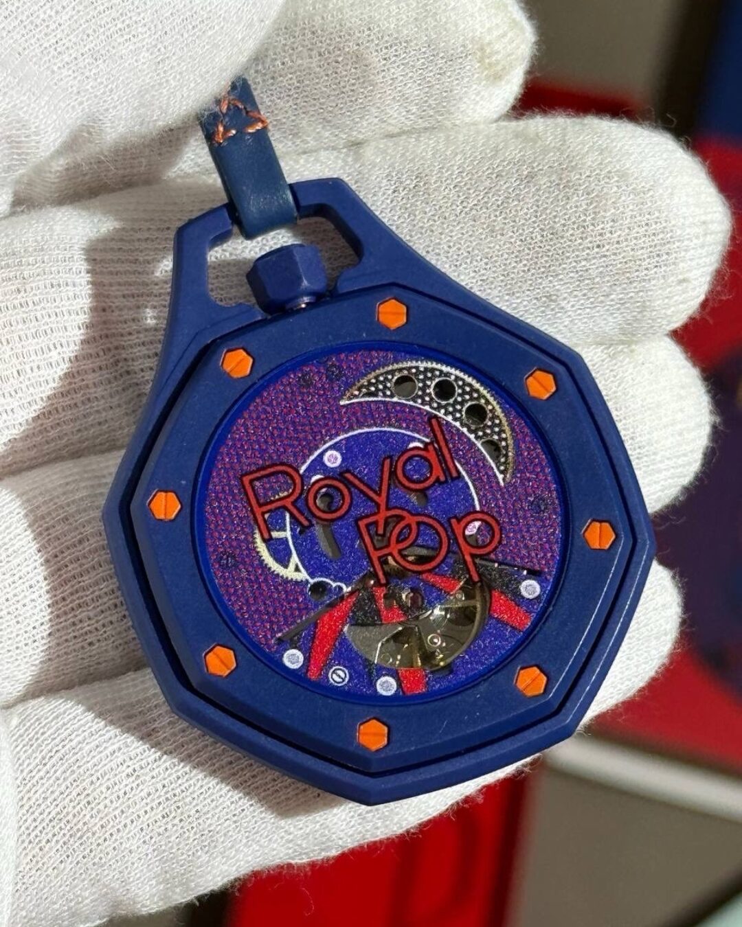 Часы Audemars Piguet x Swatch Royal Pop