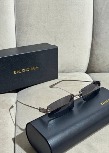 Очки Balenciaga