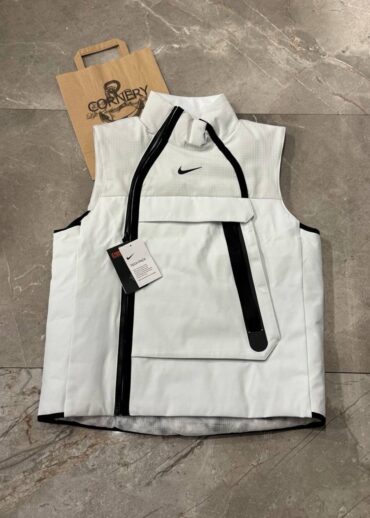Жилет Nike