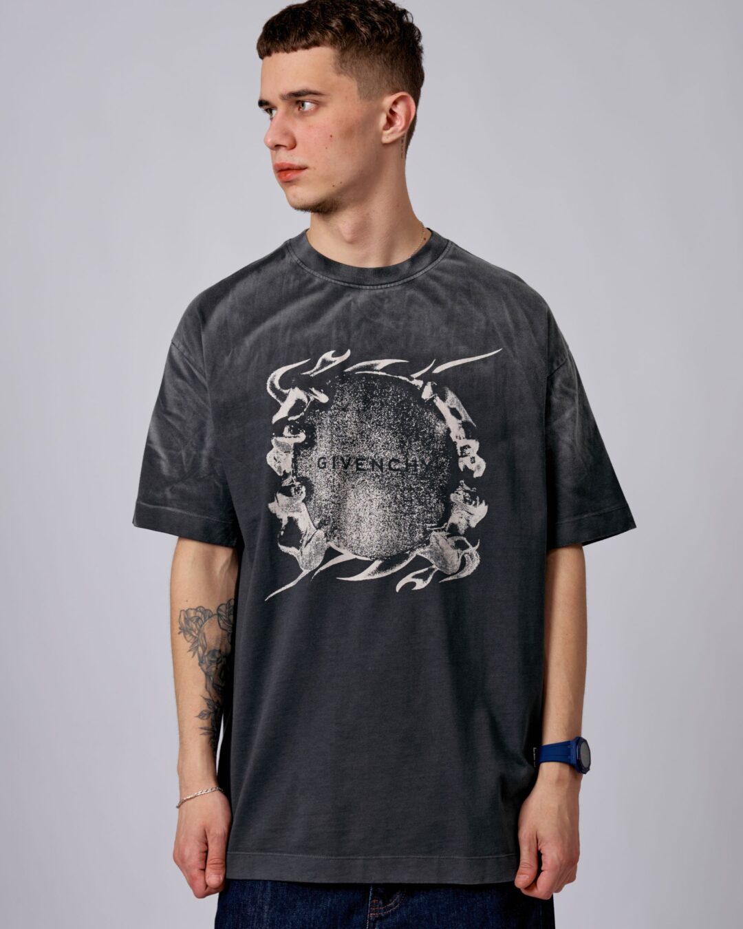 Футболка Givenchy