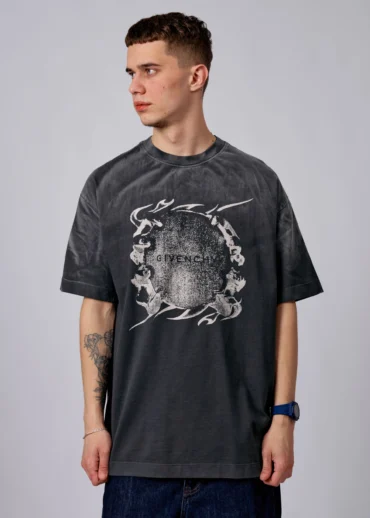 Футболка Givenchy