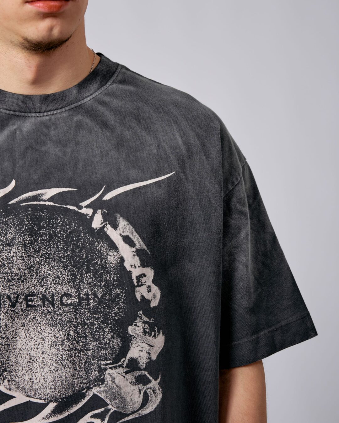 Футболка Givenchy — фото 4