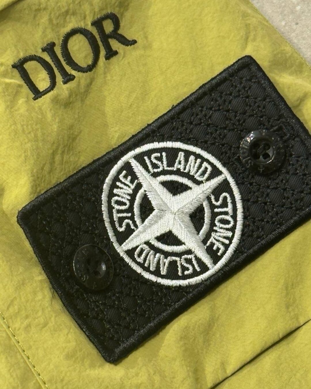 Ветровка Stone Island x Dior