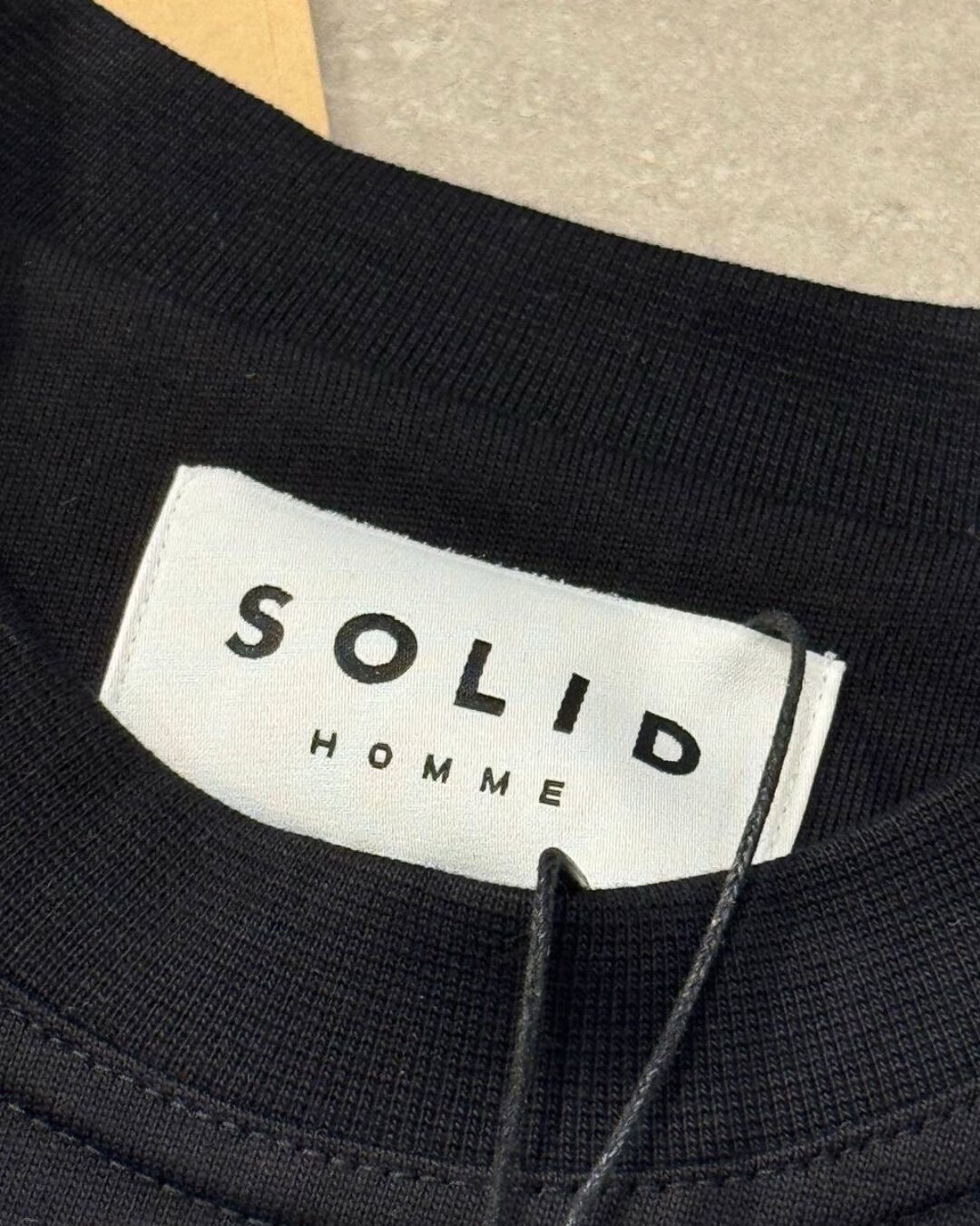 Футболка  Solid
