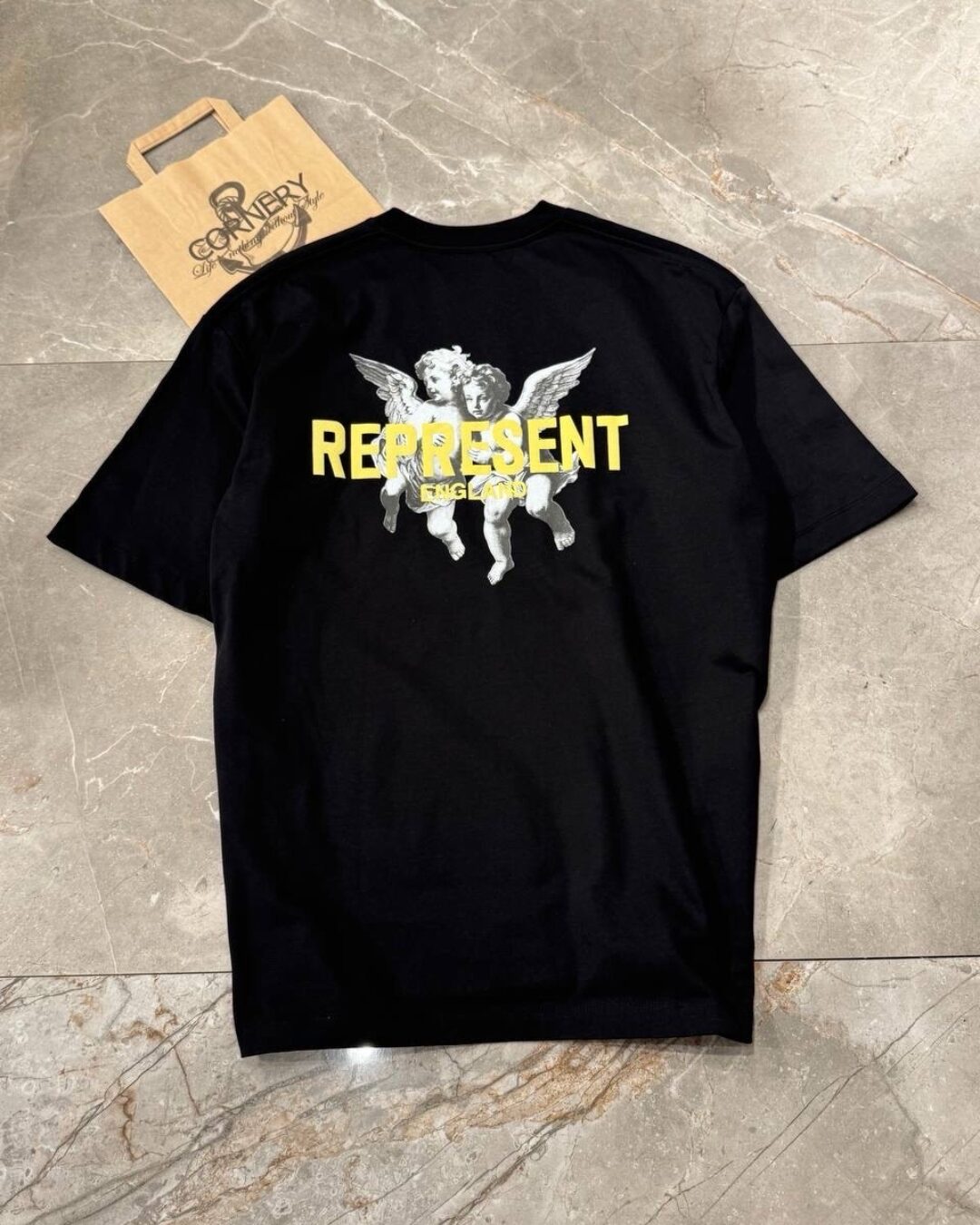 Футболка Represent