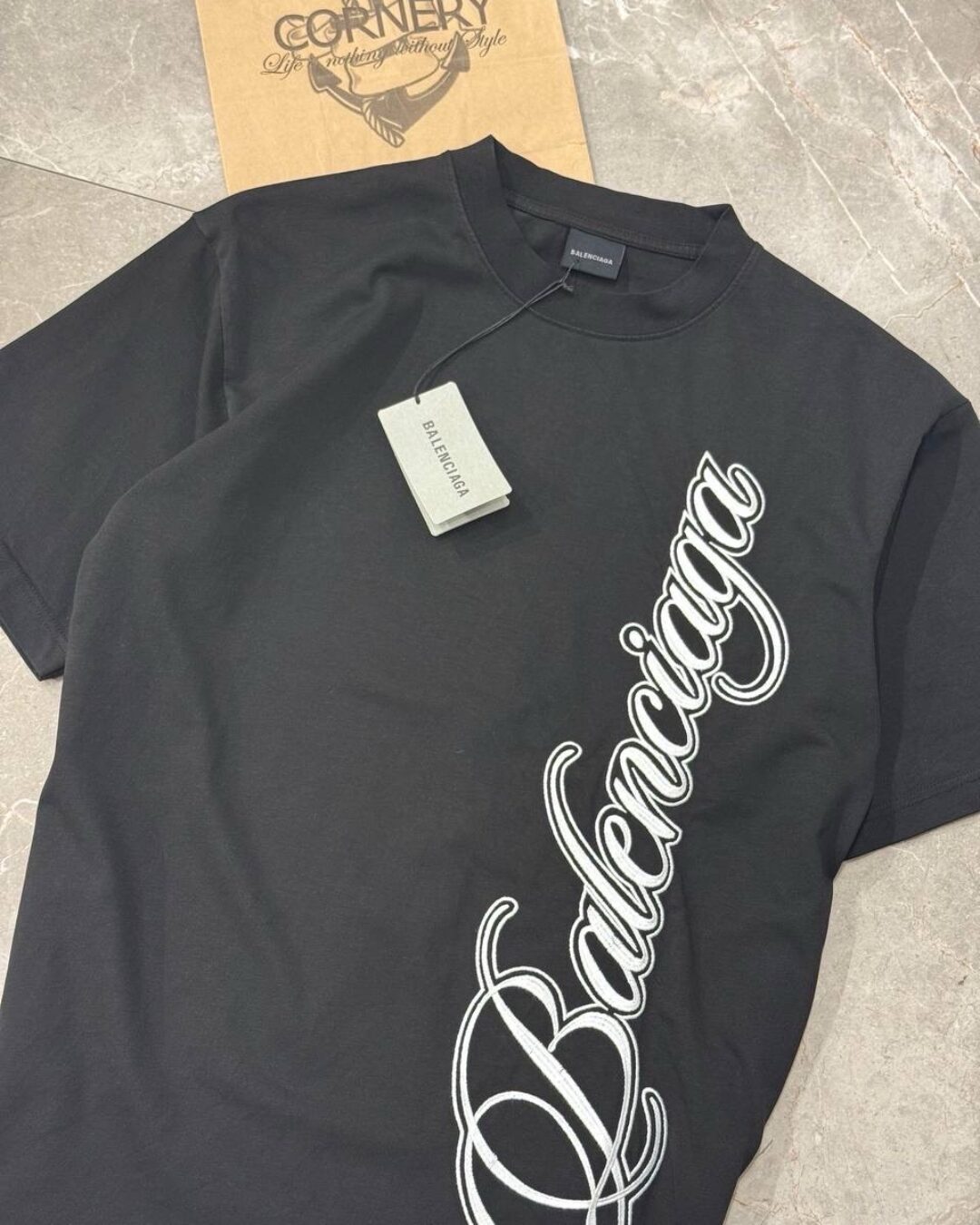 Футболка Balenciaga