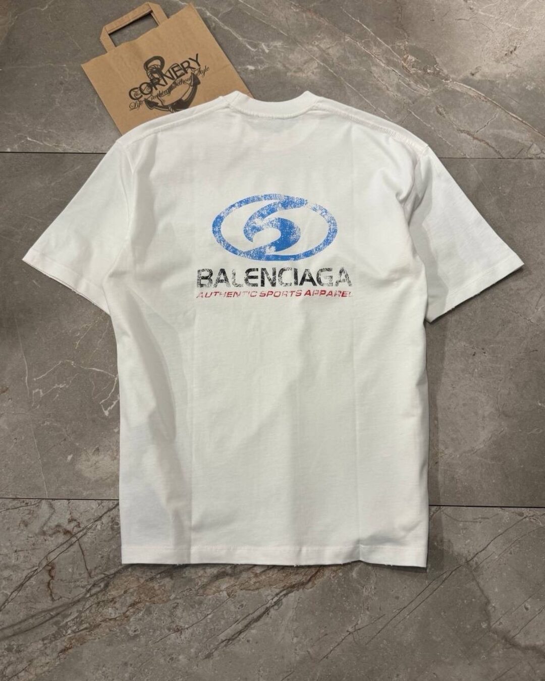 Футболка Balenciaga