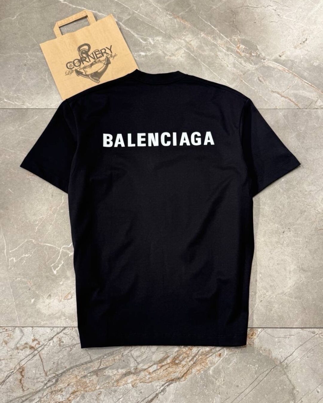 Футболка Balenciaga