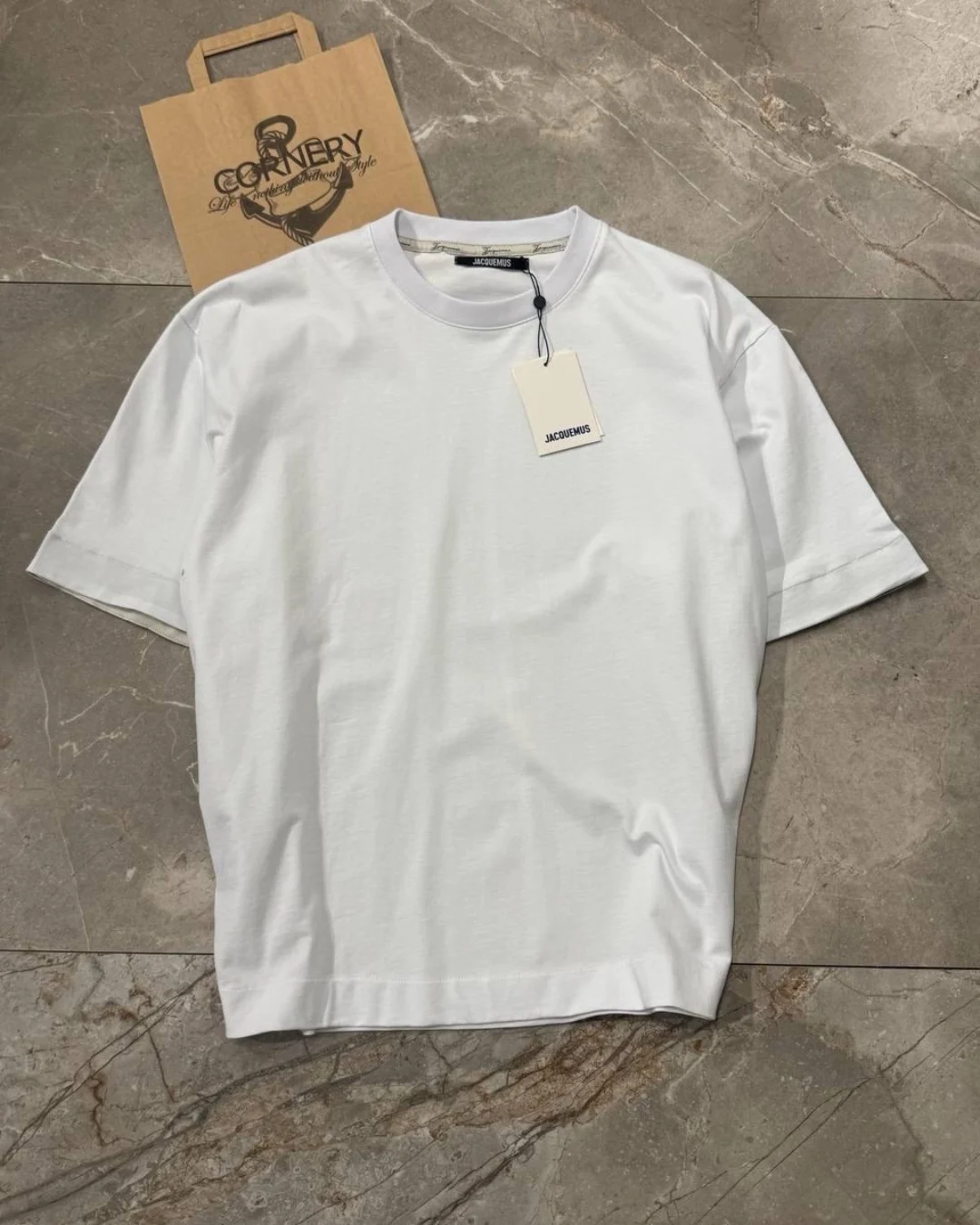 Футболка Jacquemus