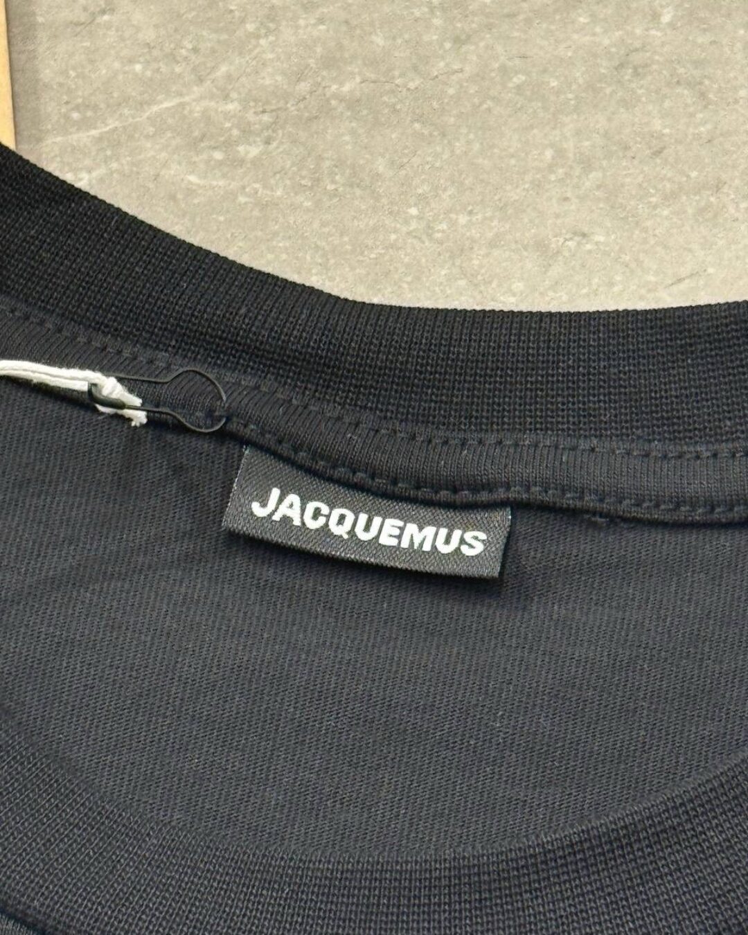 Футболка Jacquemus