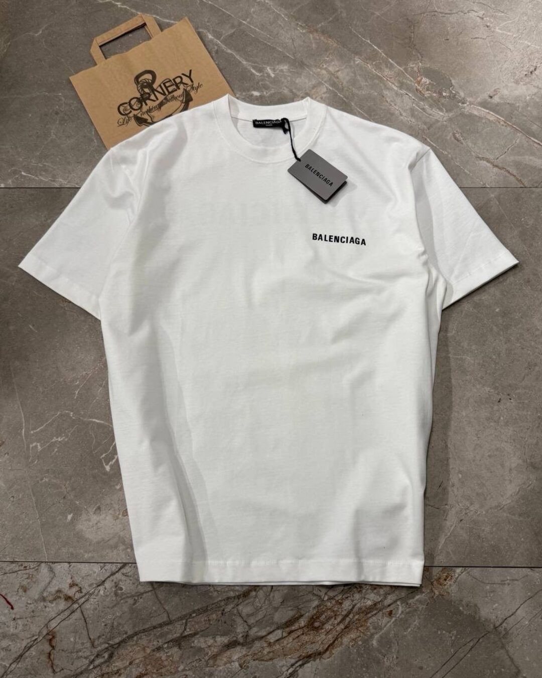 Футболка Balenciaga