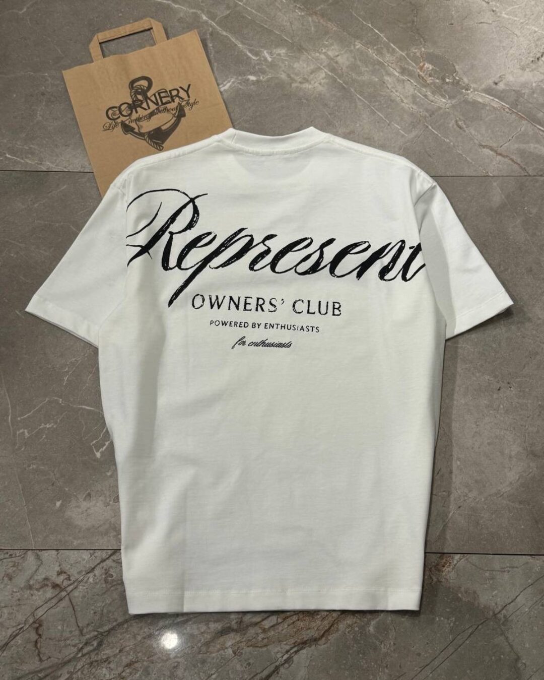 Футболка Represent