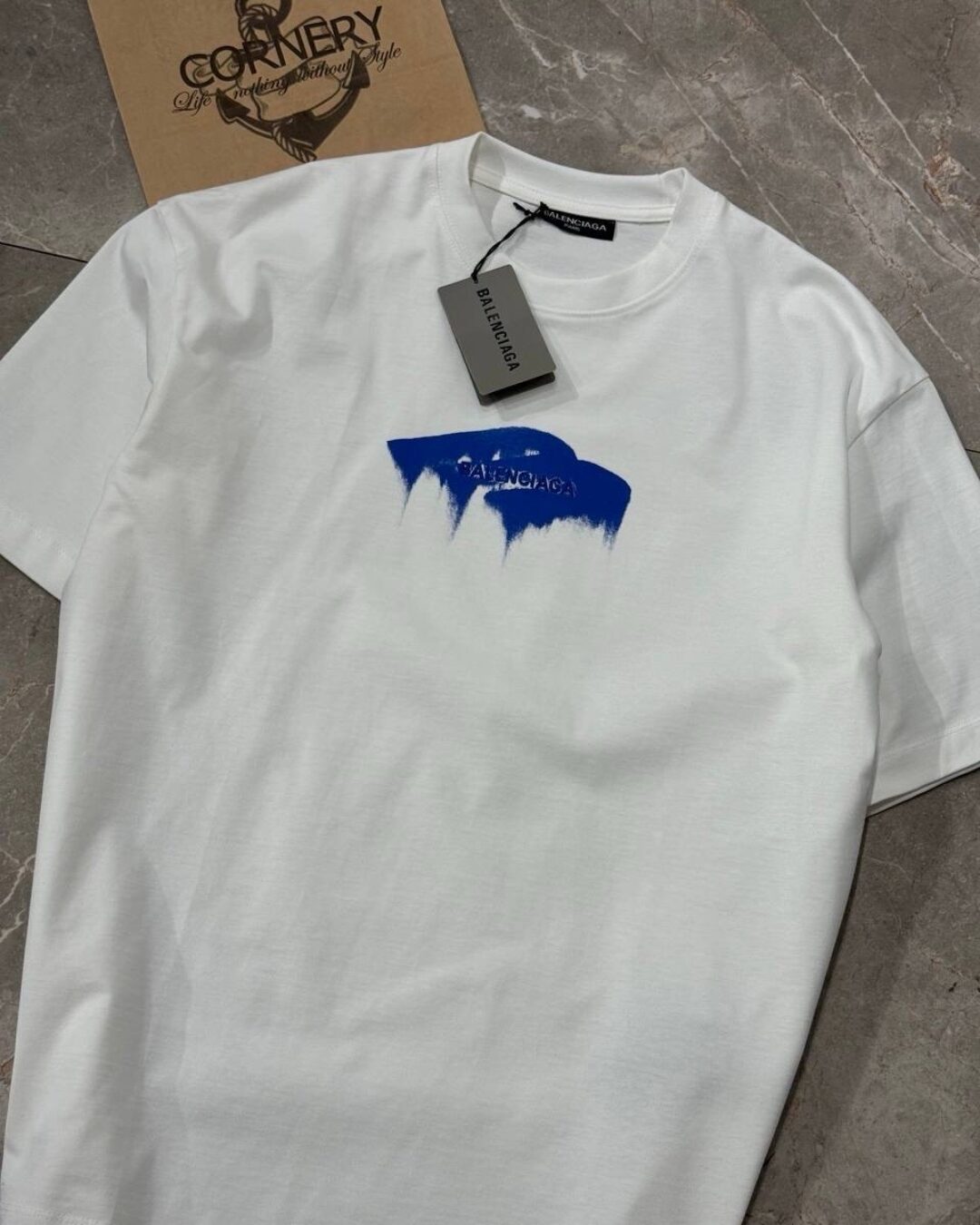 Футболка Balenciaga