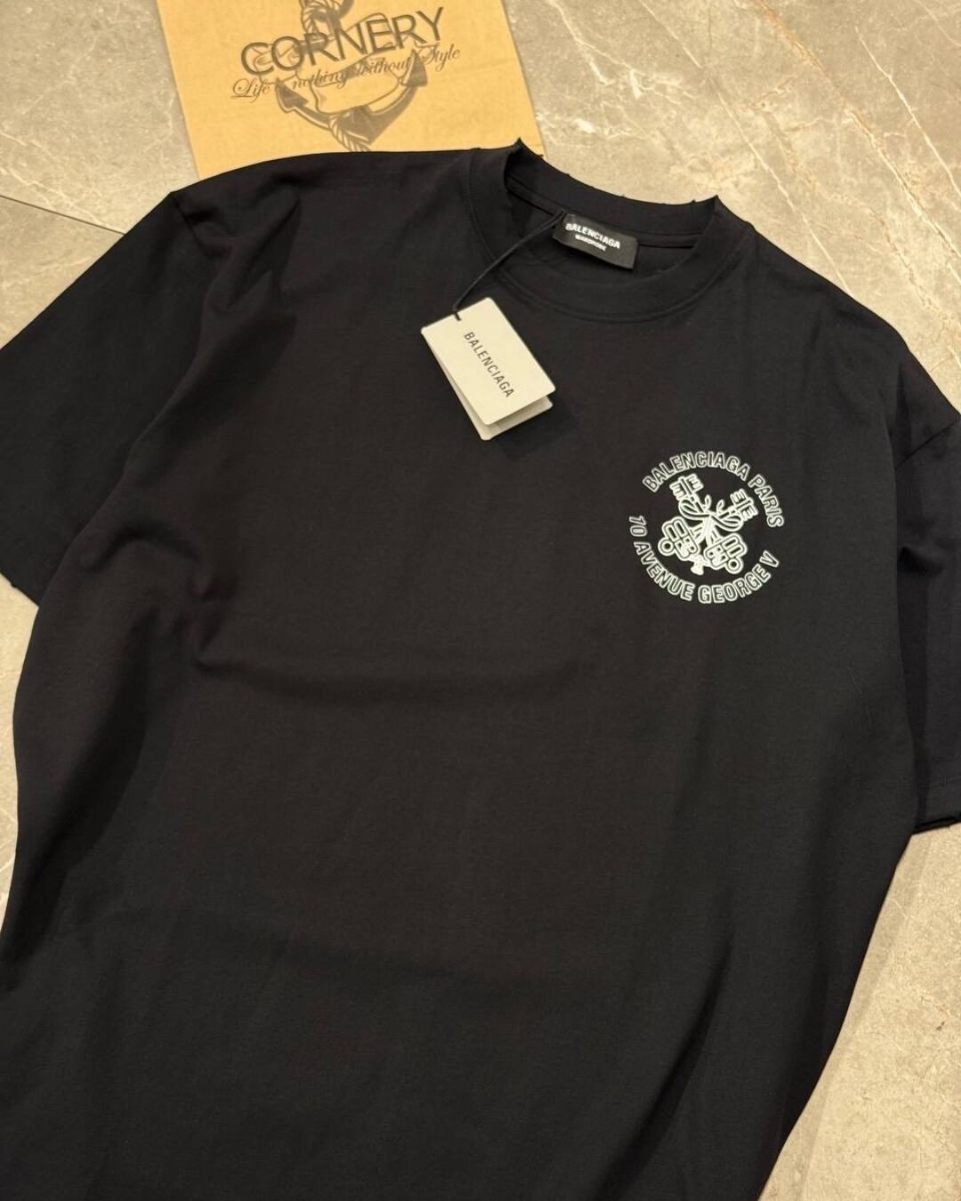 Футболка Balenciaga