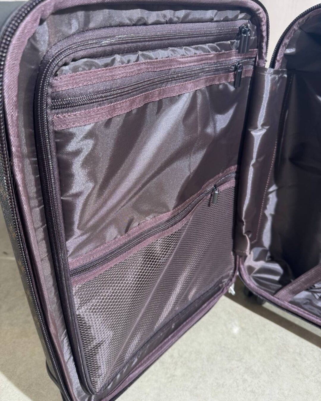 Чемодан Louis Vuitton