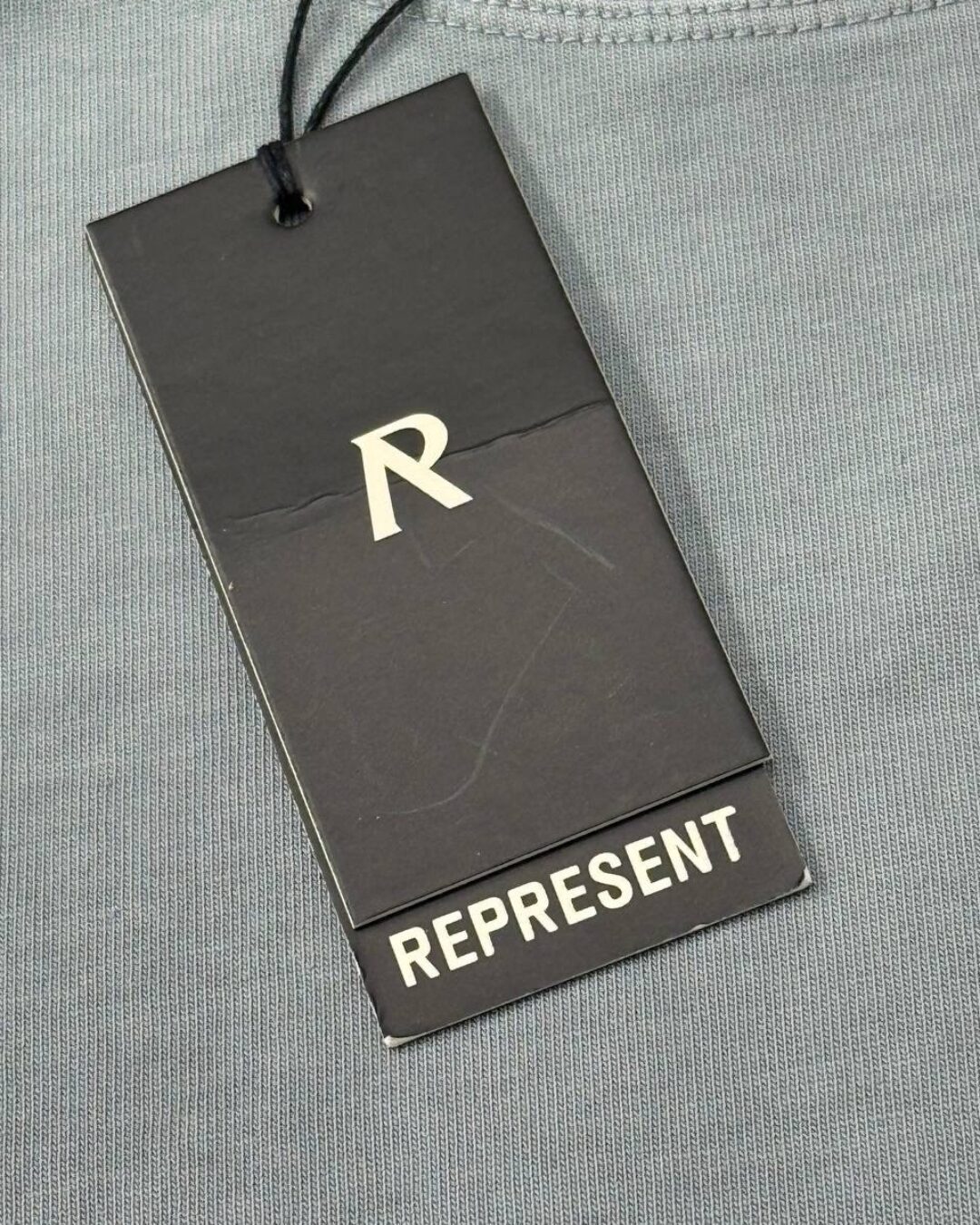Футболка Represent