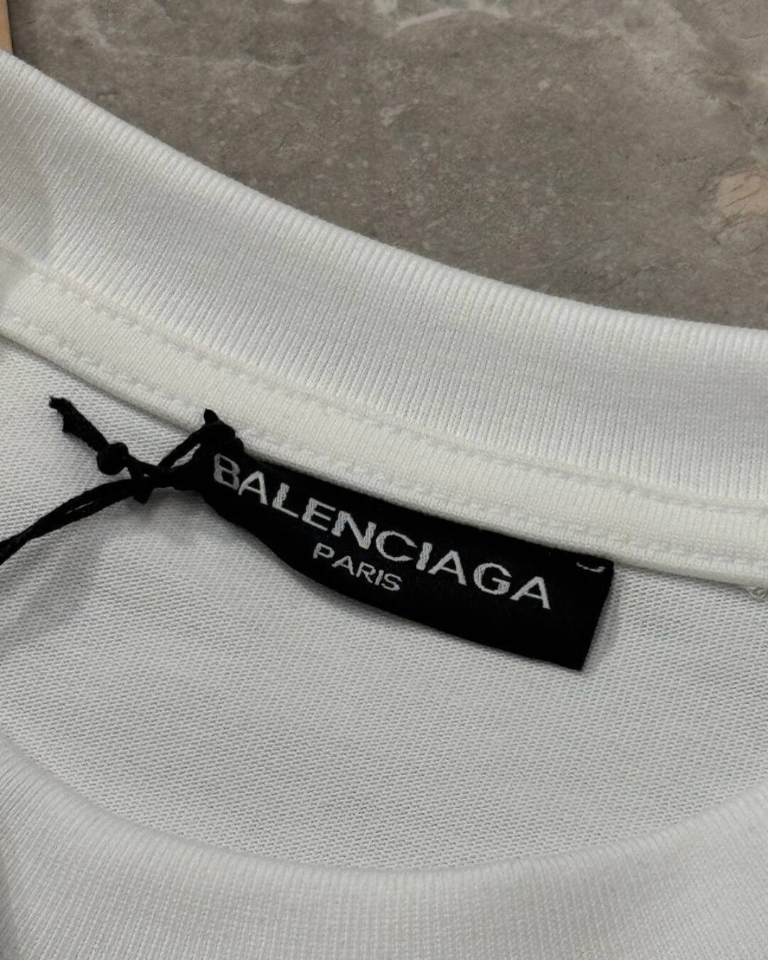 Футболка Balenciaga