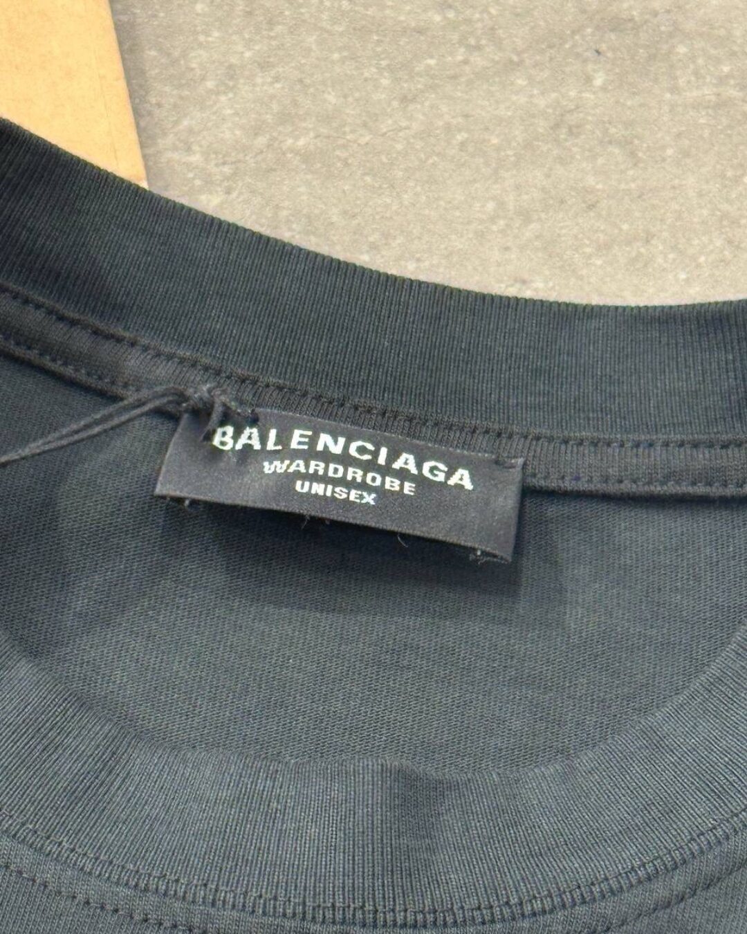 Футболка Balenciaga