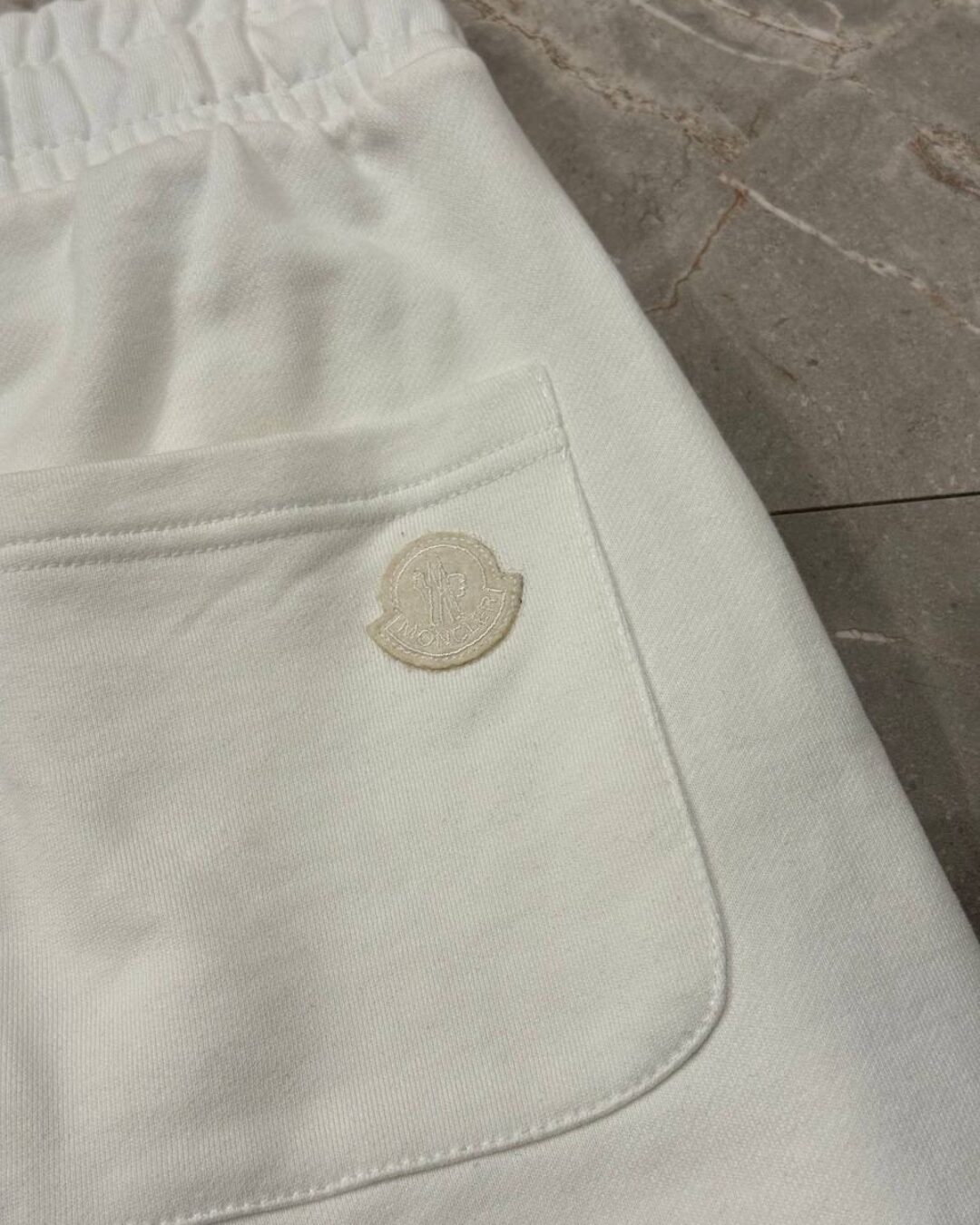 Шорты Moncler
