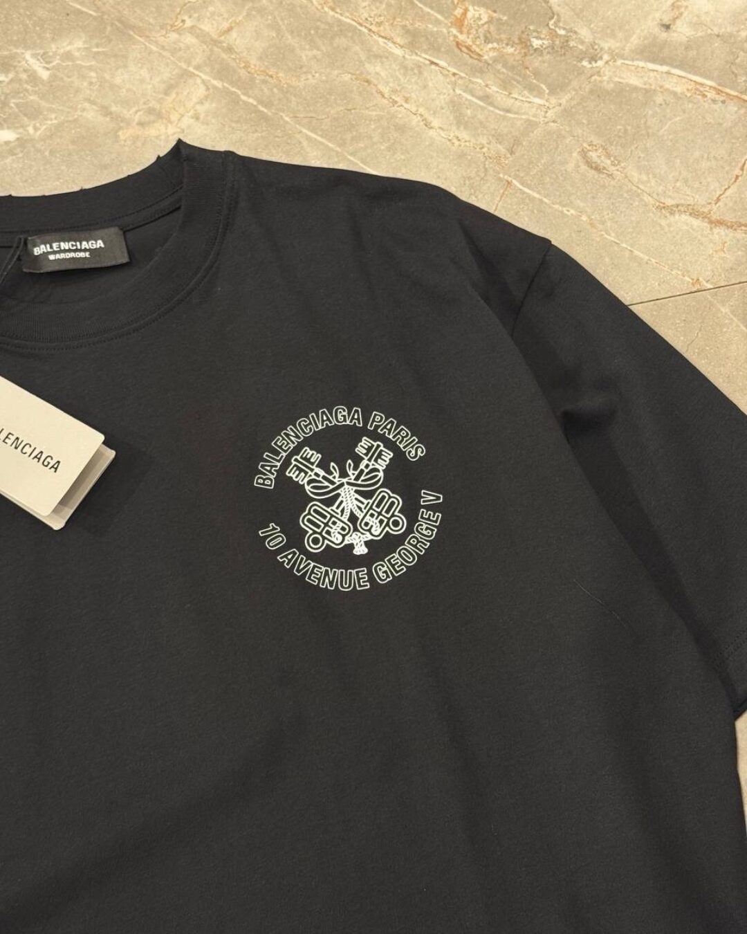 Футболка Balenciaga