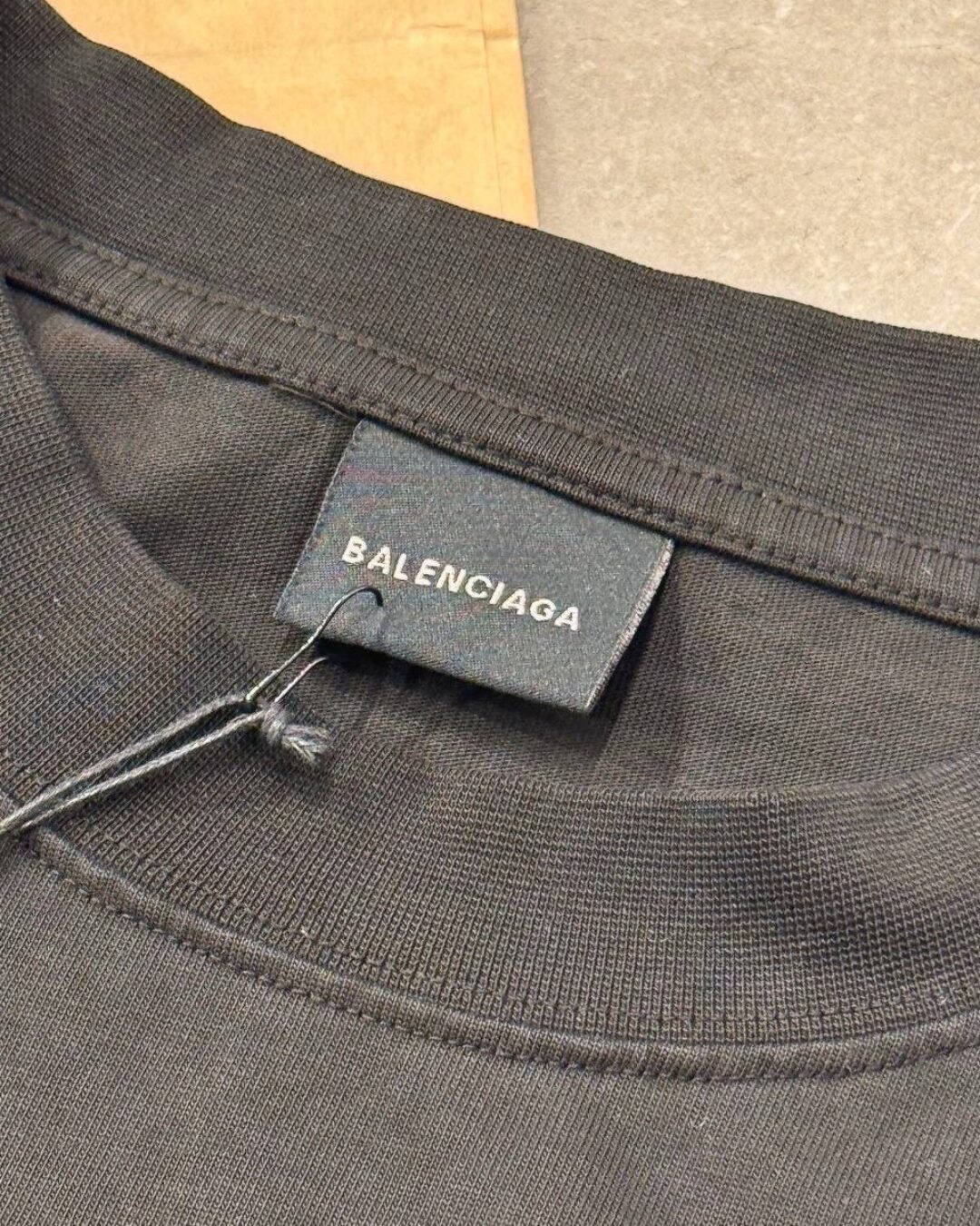 Футболка Balenciaga
