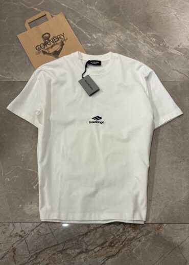 Футболка Balenciaga