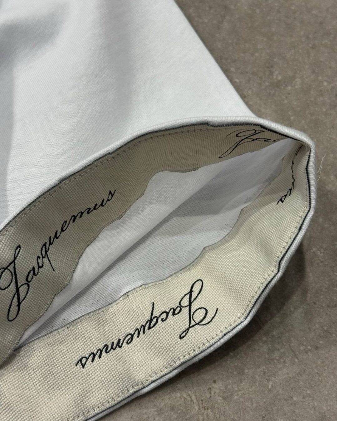 Футболка Jacquemus