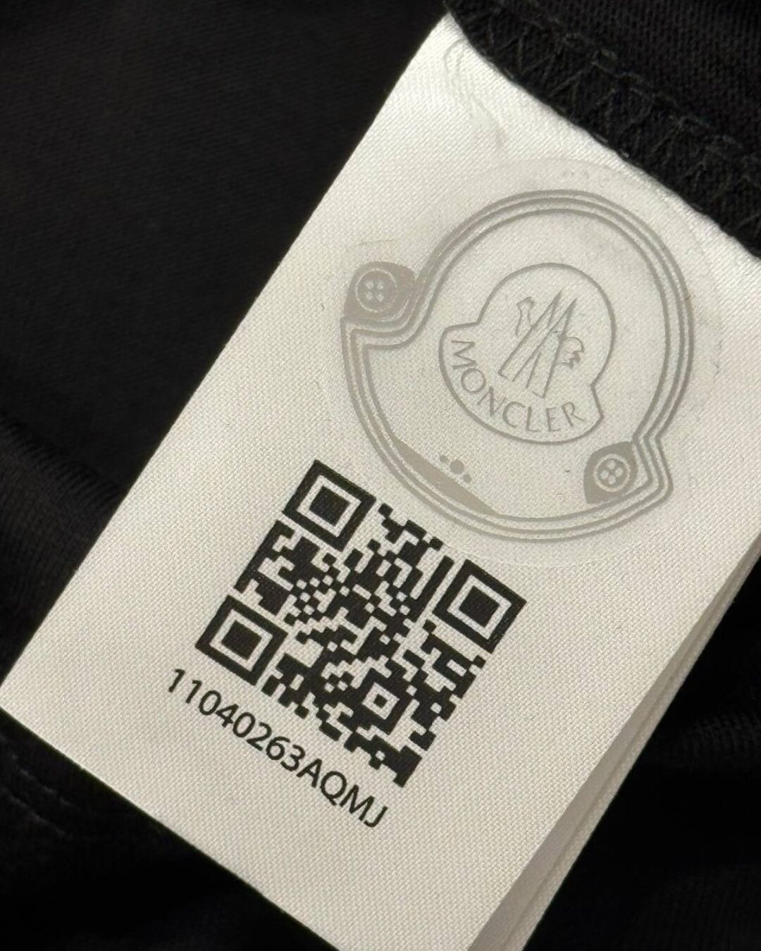 Футболка Moncler