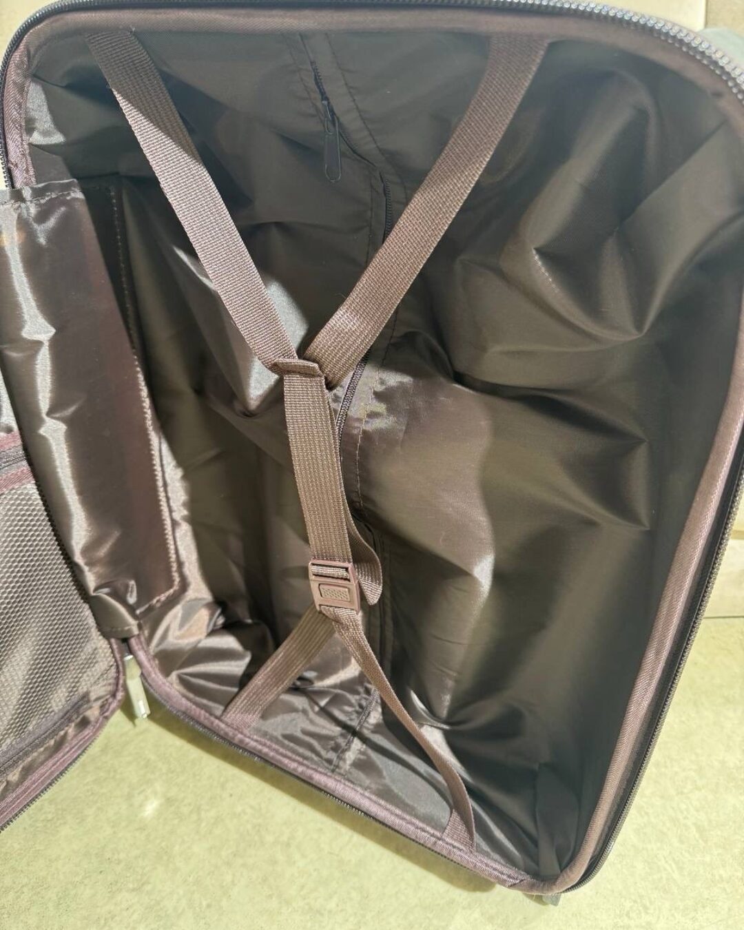 Чемодан Louis Vuitton