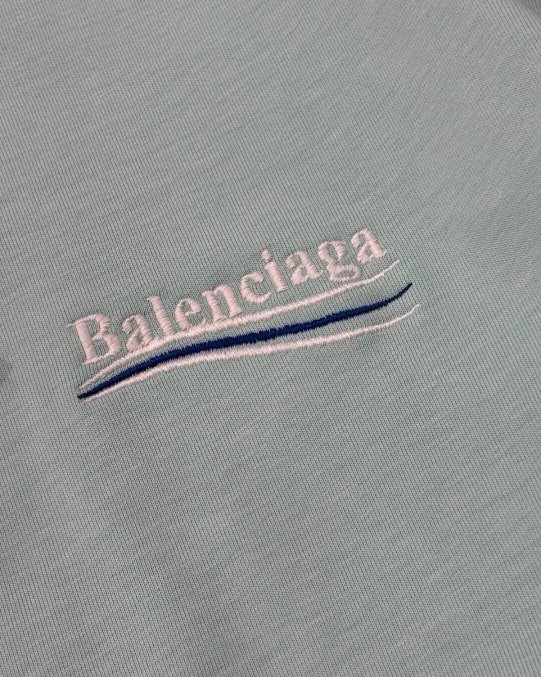 Футболка Balenciaga
