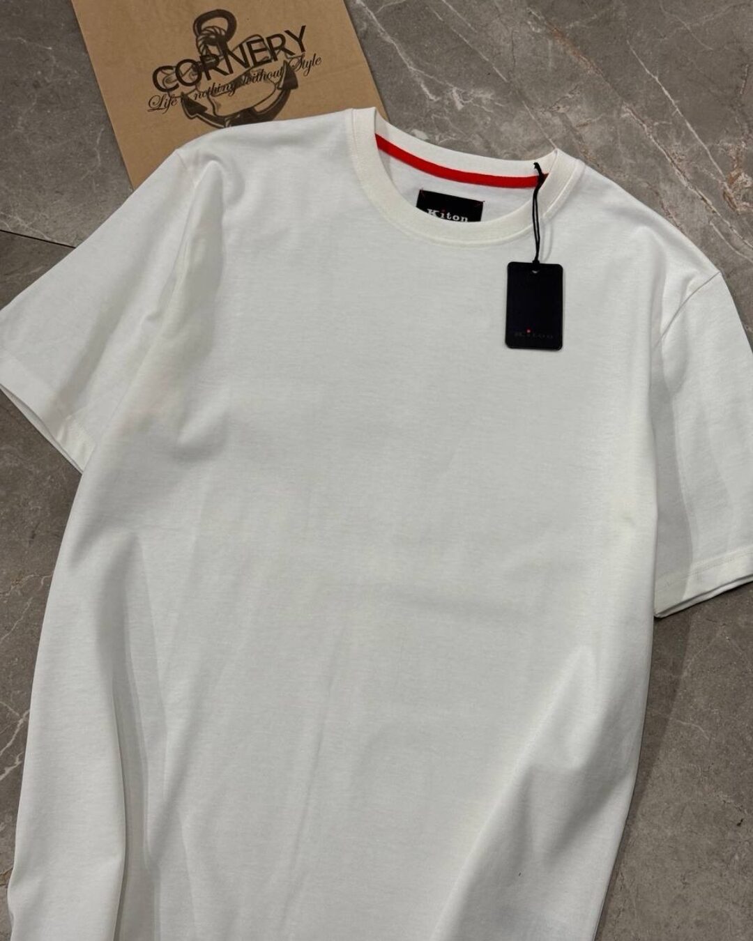 Футболка Kiton