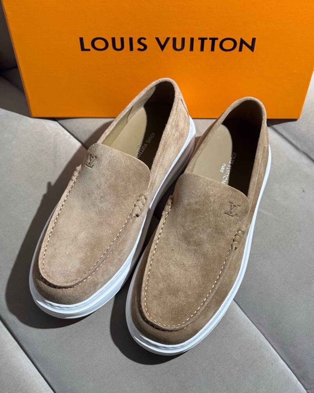Лоферы Louis Vuitton Beige