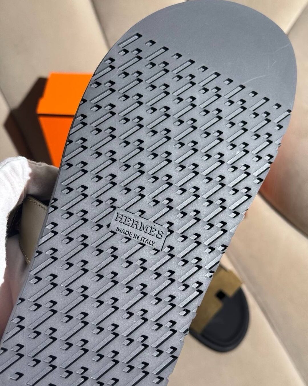 Тапки Hermes