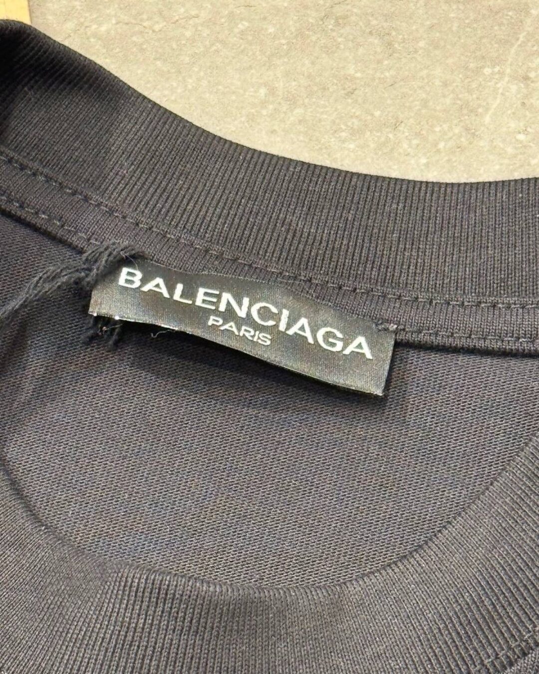 Футболка Balenciaga
