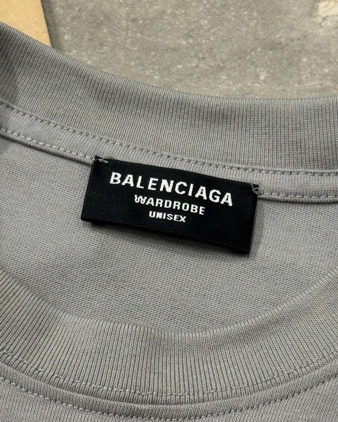 Футболка Balenciaga